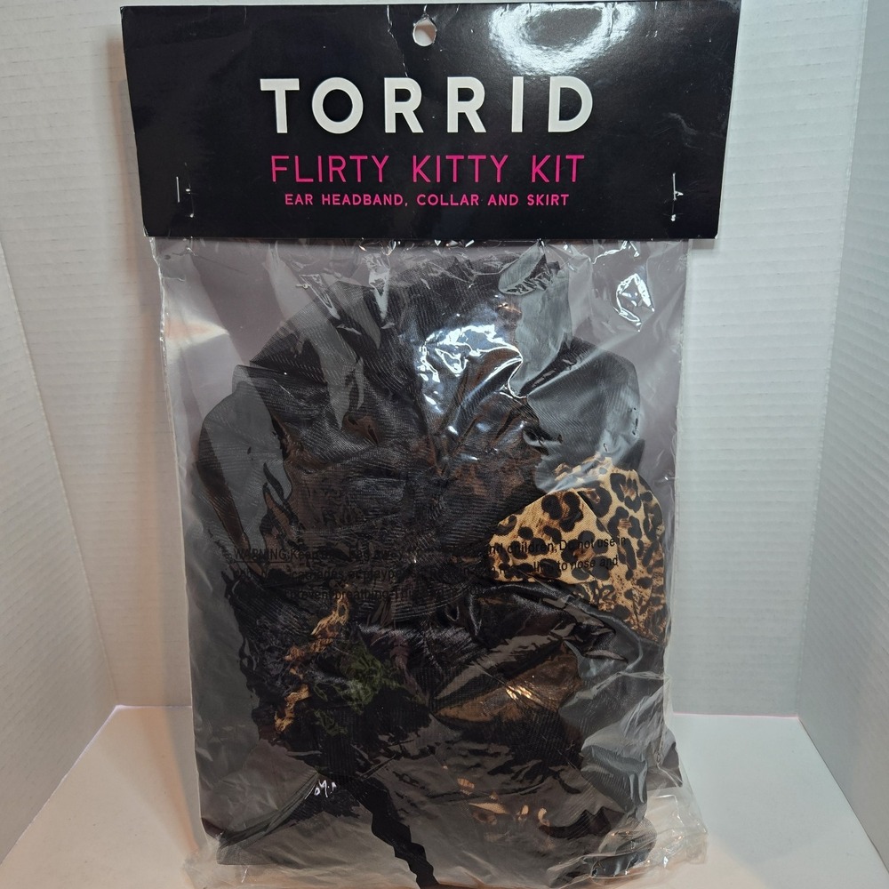 NEW Torrid Halloween Flirty Kitty Costume Accessory Kit Cosplay‎ Lingerie +skirt